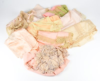 Lot 1323 - A quantity of original 1920s and 1930s...