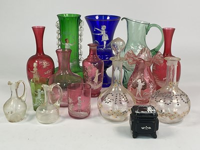 Lot 331 - A quantity of Mary Gregory decorative...