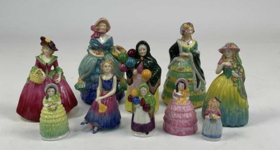 Lot 310 - W H GOSS; a collection of ten figures to...