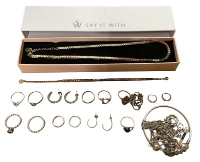 Lot 1427 - Various items of modern and vintage silver...