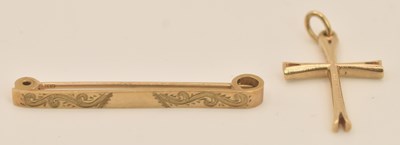 Lot 1270 - A 9ct yellow gold cross pendant, 2.5 x 1.5cm,...
