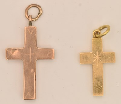 Lot 1369 - An 18ct yellow gold cross pendant, 2 x 1cm,...