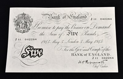 Lot 565 - BANK OF ENGLAND; a Peppiatt white £5 note, JII...