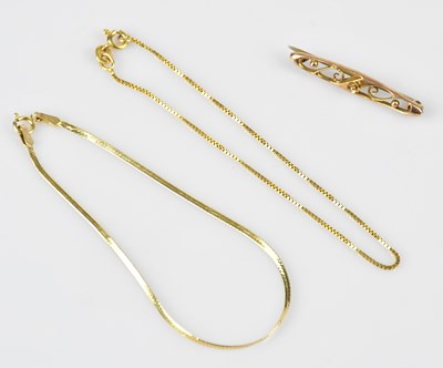 Lot 35 - Two 9ct yellow gold fine link bracelets,...