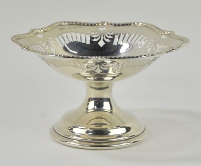 Lot 1223 - ELKINGTON & CO; an Edward VII hallmarked...
