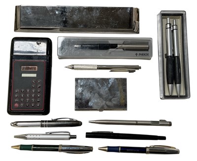 Lot 361 - A small quantity of assorted pens including a...