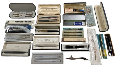 Lot 305 - A large collection of assorted pens and...