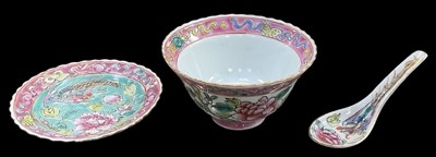 Lot 1093 - An early 20th century Chinese hand painted...