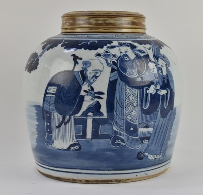 Lot 1038 - A 19th century Chinese blue and white...