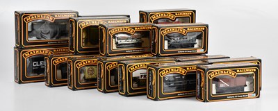 Lot 2233 - MAINLINE; twenty boxed wagons, comprising...