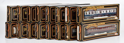 Lot 2237 - MAINLINE; sixteen boxed coaches, comprising...
