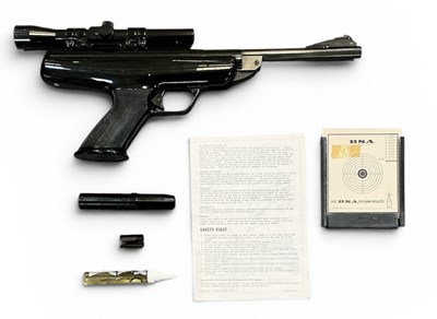 Lot 372 - BSA; a boxed 'Scorpion' break-barrel air...