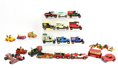 Lot 260 - A small selection of vintage diecast vehicles,...