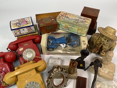 Lot 45 - A miscellaneous collection of items including...