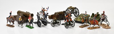 Lot 2119 - A collection of decorative lead soldiers...