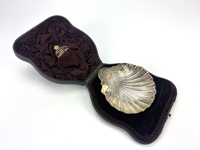 Lot 830 - JOSIAH WILLIAMS & CO; a Victorian hallmarkd...