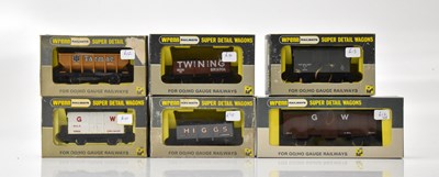 Lot 2292 - WRENN; six boxed OO/HO gauge Super Detail...
