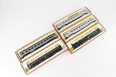Lot 2274 - RIVAROSSI; five boxed model railway carriages,...