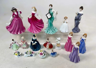 Lot 149 - ROYAL DOULTON; thirteen figures with three...