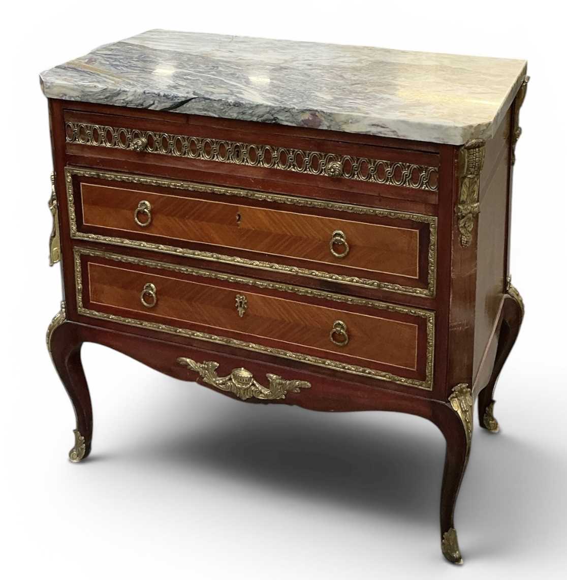 Lot 26 - A reproduction French Empire style kingwood...