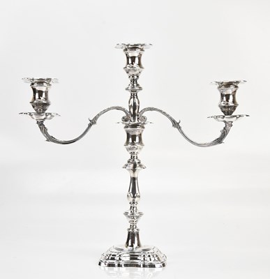 Lot 48 - C J VANDER LTD; an Elizabeth II hallmarked...