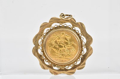Lot 224 - An Edward VII full sovereign, 1905, within a...