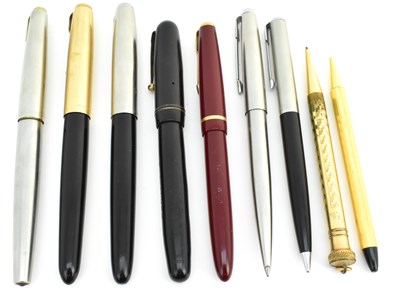 Lot 322 - PARKER; four vintage fountain pens, a...