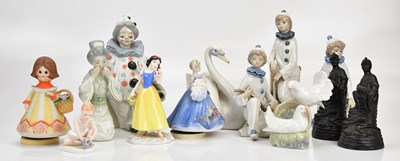 Lot 1455 - A mixed collection of ceramic figures,...