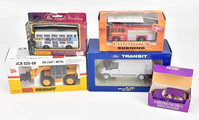 Lot 1817 - Five boxed models/diecast vehicles including a...