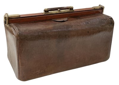 Lot 440 - An early 20th century tan leather gilt metal...