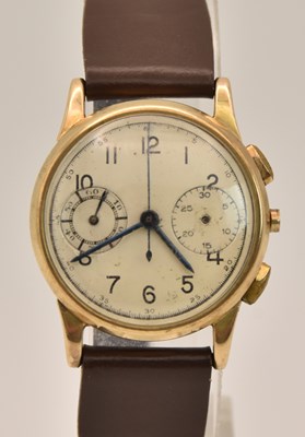 Lot 1539 - An early 20th century gentleman's 9ct yellow...