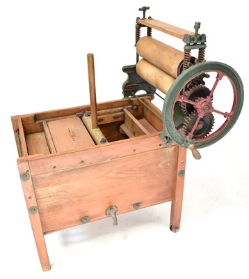 Lot 283 - A late 19th/early 20th century box...