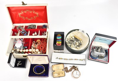 Lot 679 - A collection of costume jewellery including...