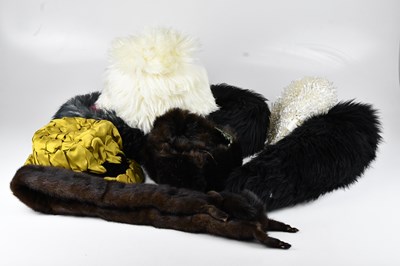 Lot 1314 - Six vintage hats to include a Sonsie Scotland...