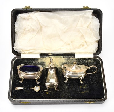 Lot 458 - BARKER BROS SILVER LTD; an Elizabeth II...