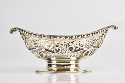 Lot 413 - GOLDSMITHS & SILVERSMITHS CO; a Victorian...