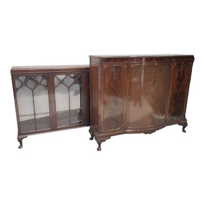 Lot 1268 - A mid 20th century mahogany bookcase with...