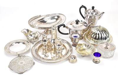 Lot 32 - A collection of assorted silver plate...