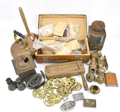 Lot 2128 - A collection of metal wares, to include a pair...