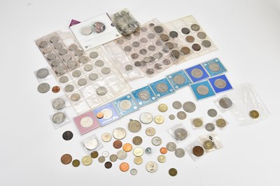 Lot 652 - A mixed collection of modern coins comprising...