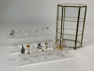 Lot 264 - SWAROVSKI; a quantity of glass miniatures,...