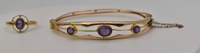 Lot 455 - An 18ct gold and amethyst ring, size P, 2.2g,...