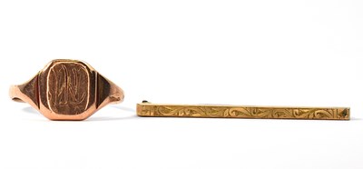Lot 882 - A 9ct rose gold signet ring, size S, together...