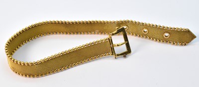 Lot 900 - A vintage 15ct yellow gold braided belt and...