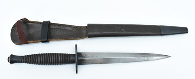 Lot 613 - A Fairbairn-Sykes 3rd Pattern style commando...