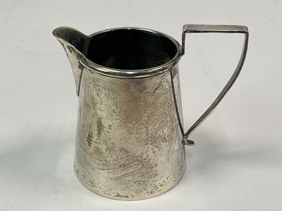 Lot 574 - THOMAS JONES (PROBABLY); a George V hallmarked...