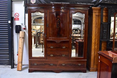 Lot 52 - An Edwardian inlaid mahogany bedroom suite,...