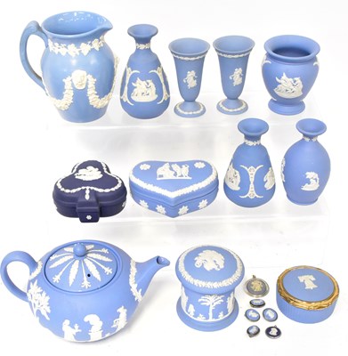 Lot 154 - WEDGWOOD; a collection of blue and a small...