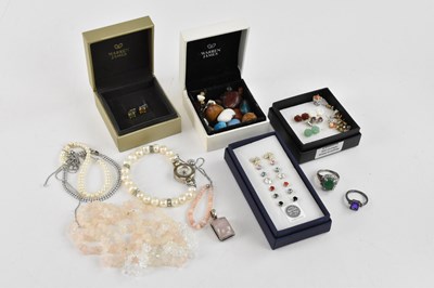 Lot 994 - A group of jewellery, to include a silver...