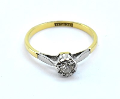 Lot 863 - An 18ct gold diamond set ring, the old cut...